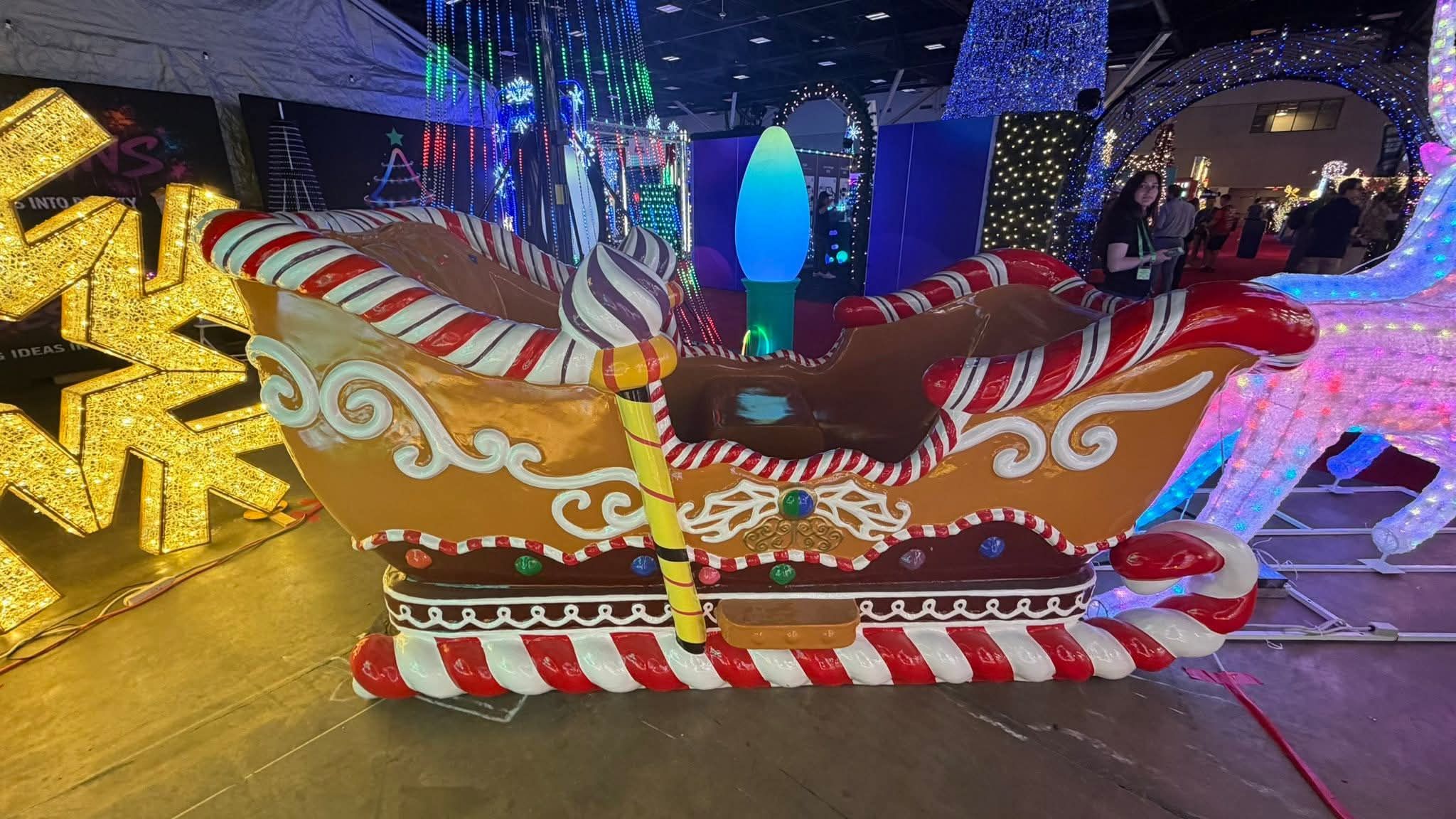 660122393_1239200531745399_5693685467601909805_n Gingerbread Sleigh (Commercial Grade) - Image 1